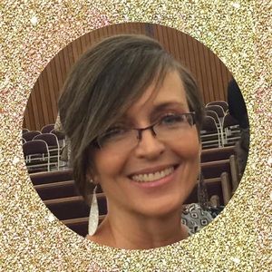 Meet your Posher, Liz